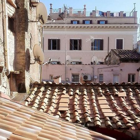 Delizioso Appartamento A Campo De' Fiori Рим Екстериор снимка