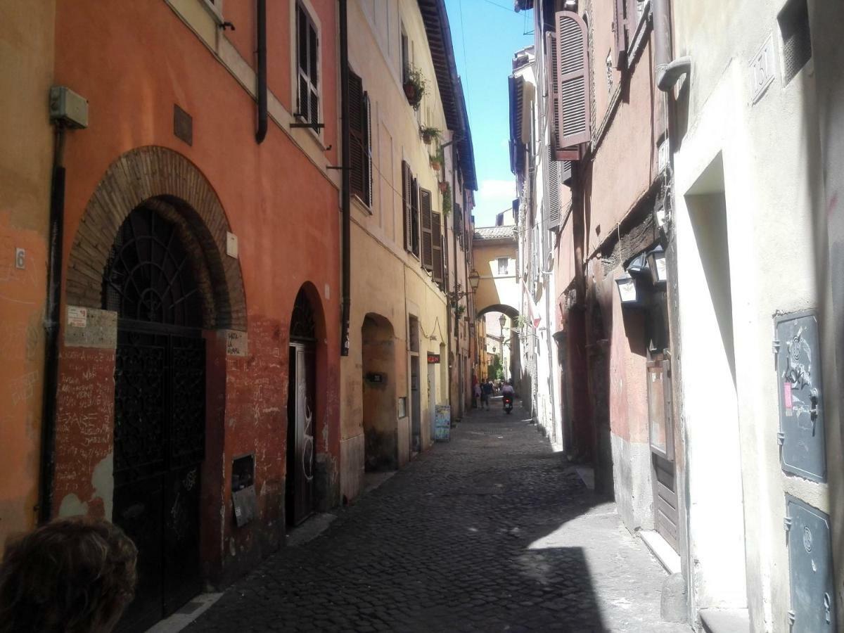 Delizioso Appartamento A Campo De' Fiori Рим Екстериор снимка