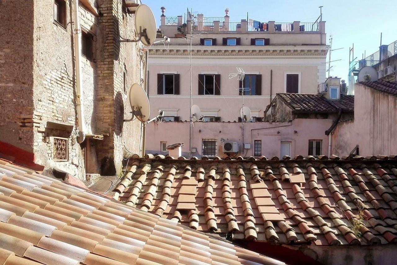 Delizioso Appartamento A Campo De' Fiori Рим Екстериор снимка